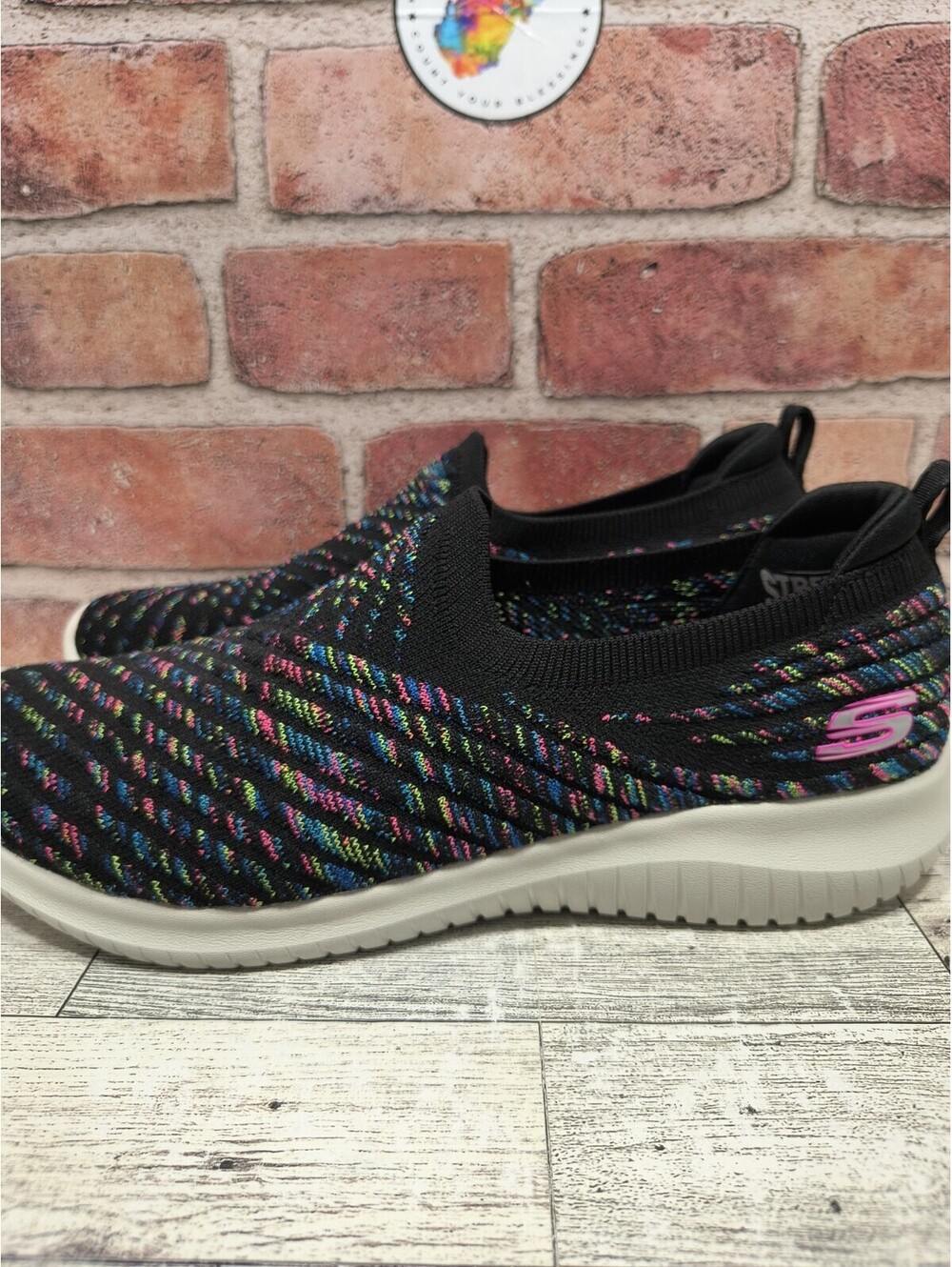 Skechers Ultra Flex Sky's The Limit Black/Multi Women's 9 Wide Slip On Shoes